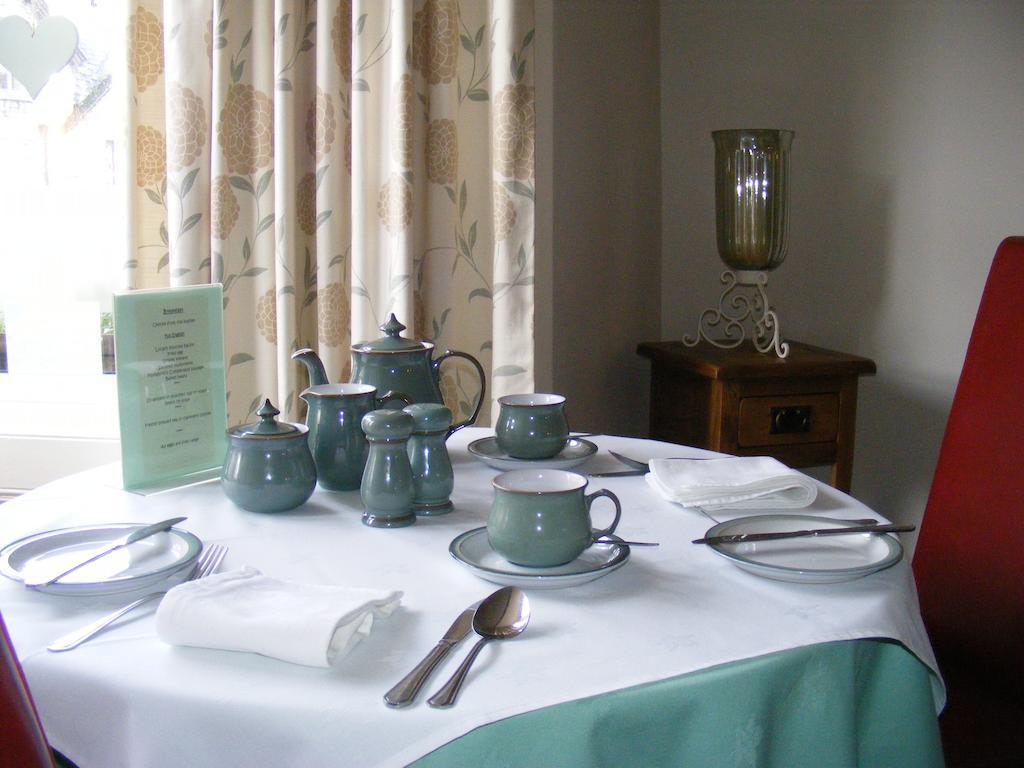 Birchleigh Guest House Grange-over-Sands Bagian luar foto