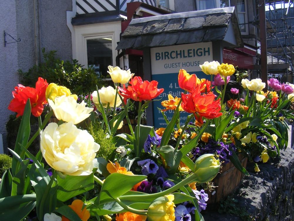 Birchleigh Guest House Grange-over-Sands Bagian luar foto