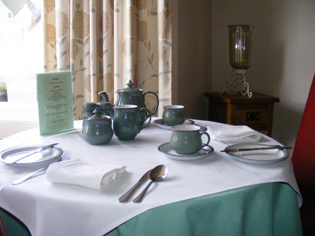 Birchleigh Guest House Grange-over-Sands Bagian luar foto