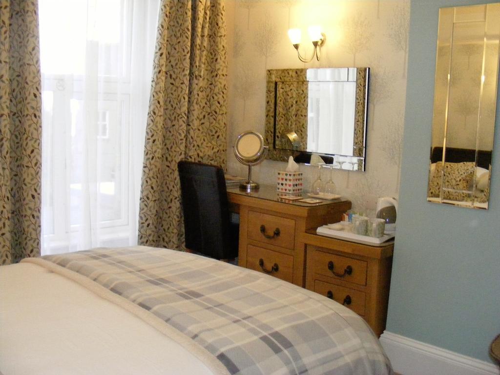 Birchleigh Guest House Grange-over-Sands Bagian luar foto