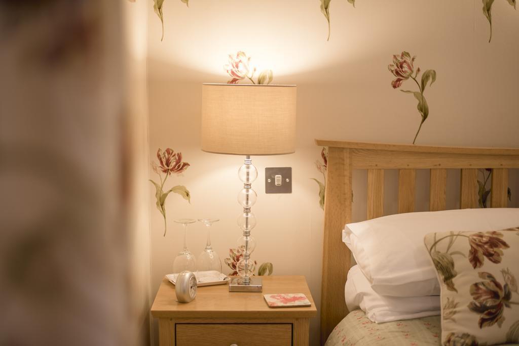 Birchleigh Guest House Grange-over-Sands Bagian luar foto