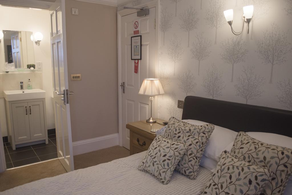 Birchleigh Guest House Grange-over-Sands Bagian luar foto